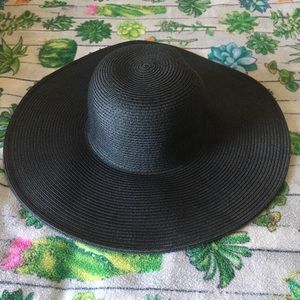 J. Crew Factory Black Wide-Brimmed Sun Hat🦋